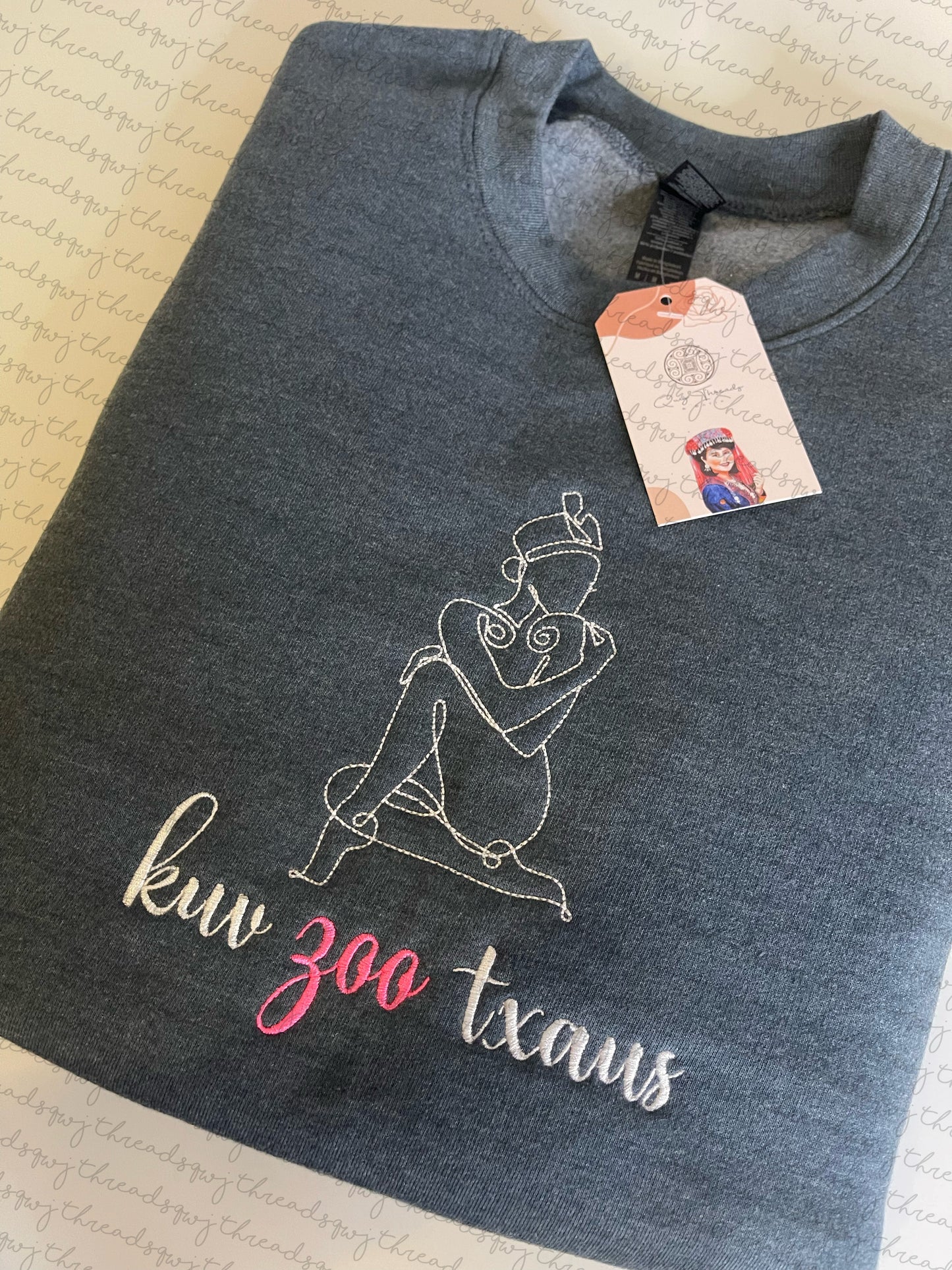 "Kuv Zoo Txaus" Line Art Crewneck (PRE-ORDER)