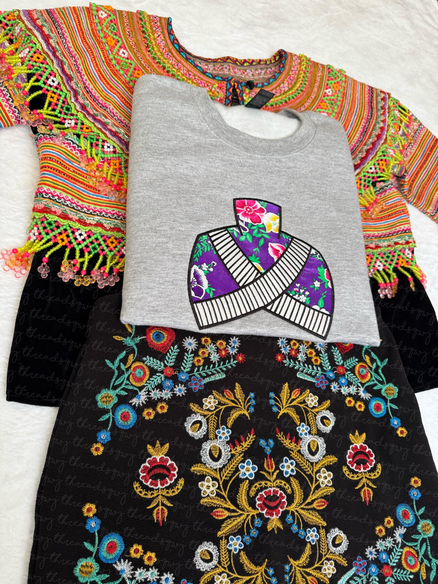 Phuam Txoom Suab Hmong Hat CUSTOMIZATION Crewneck (PRE-ORDER)